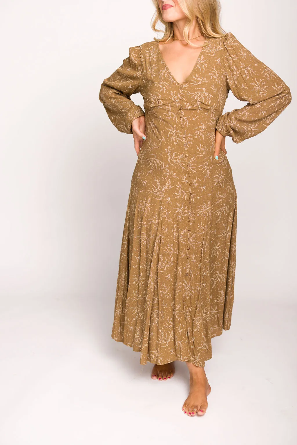 Brandi Long-Sleeve Button-Up Maxi Dress in Umber
