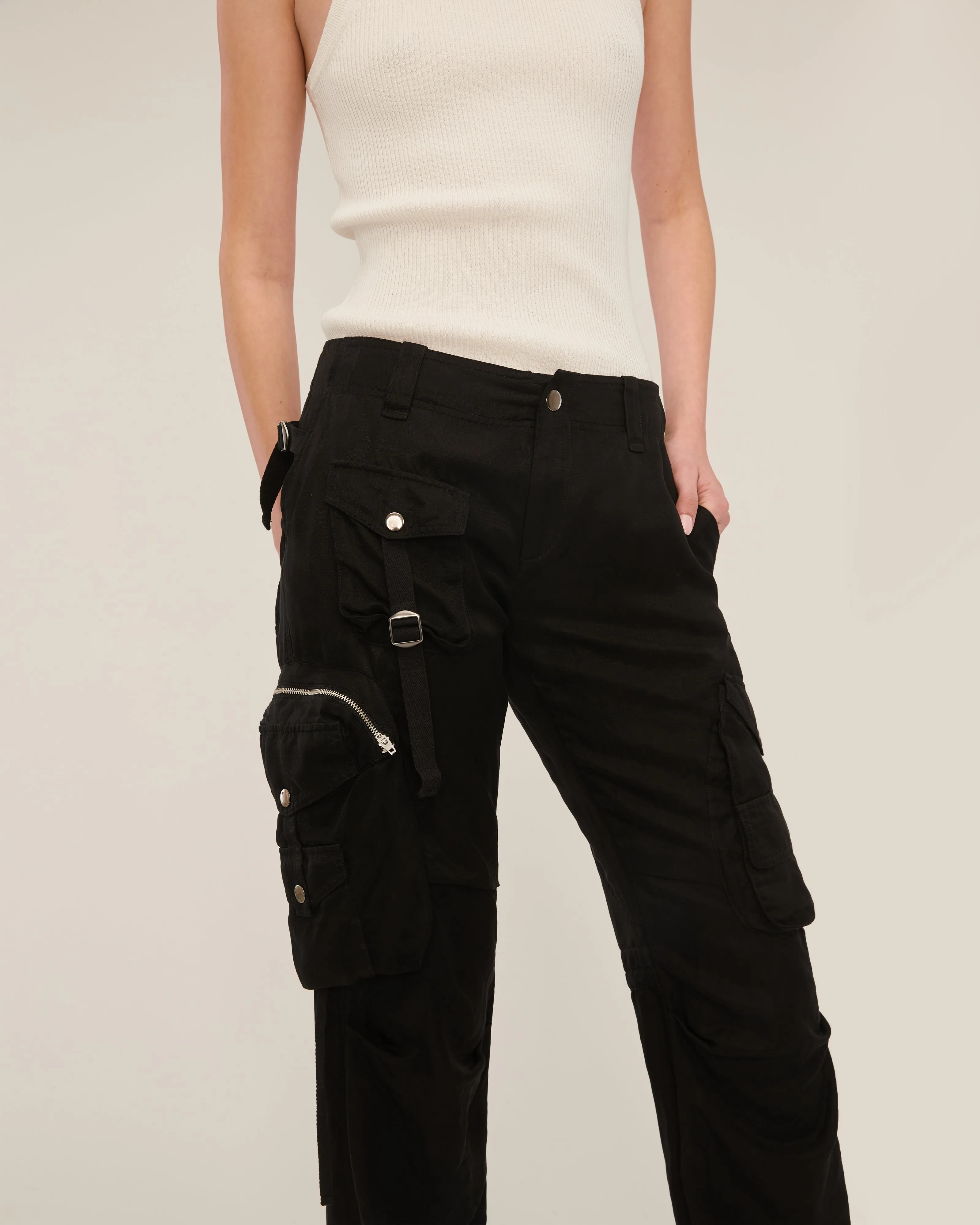 Jackson Low Rise Washed Cargo Pant in Soot